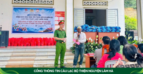 LAN TỎA PHÁP LUẬT – TRAO GỬI YÊU THƯƠNG TẠI THÔN KÔ YA  Ngày 9.8, tại hội trường
